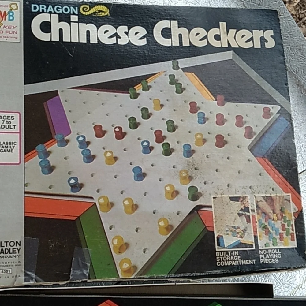 Vintage 1970s MB Dragon Chinese Checkers set